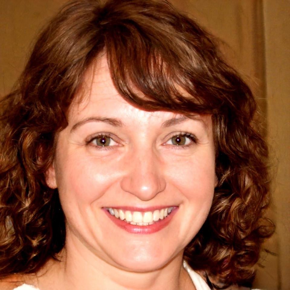 Directora de Estrategia Financiera